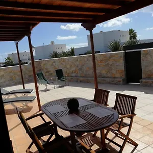 la-casa-de-lia-124.in-canary-islands.com/