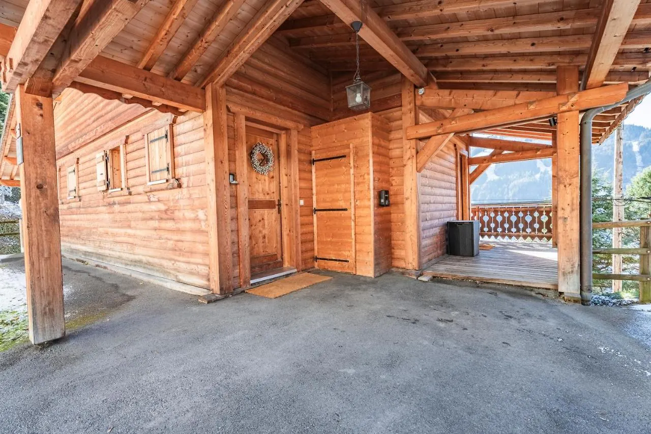Chalet 2 Bed Chalet, Sleeps 5 With Shared Pool - Morzine France